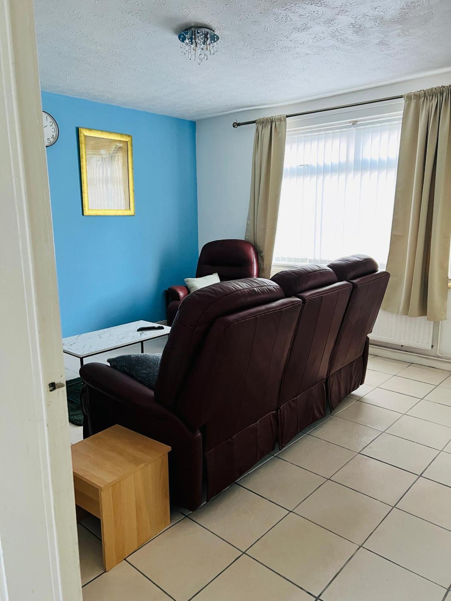 Semi-detach Apartment St Helens (Merseyside)